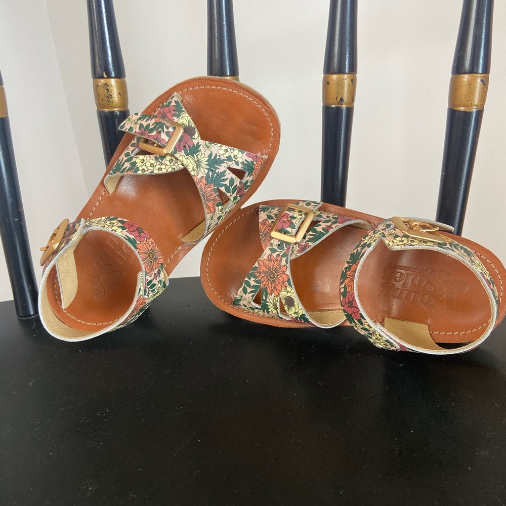 Young Soles (London) floral sandals size 27 (made in Portugal). Like new!